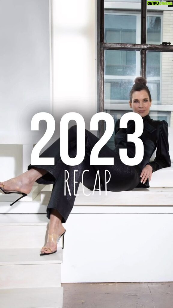 Carol Alt Instagram - ✨ Goodbye, 2023! ✨ Here’s to a year of infinite possibilities, unforgettable moments, and endless inspiration.✨ Welcome 2024!✨ Let’s make it a year that radiates with brilliance and lights up our lives. ⭐️ #NewYear #Hello2024 #ShineBright