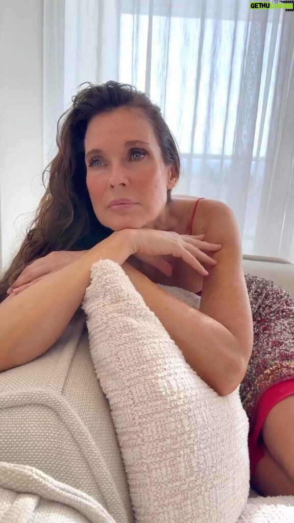 Carol Alt Instagram - #easy #tuesday #shoetuesday #Shoe by @danielauribeofficial #dress @showroomseven #location @wsouthbeach 🎥 by @ezequieldelarosa