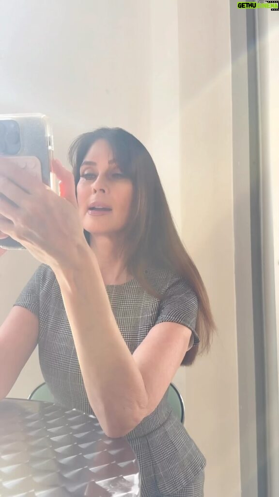 Carol Alt Instagram - Busy #shoes #tuesday in my kitty heels #location @ezstudios