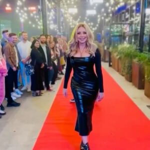 Carol Vorderman Instagram - LATE NIGHT LYCETT

I had the best time last night with amazing @joelycett (BAFTA winner), @jackdaverooke (Big Boys BAFTA winner), @sophiewillan (BAFTA winner ). Me and @johnnyvegasreal brought our Tadpole swimming certificates but they didn’t quite compare!! LOLS.

Hair & Makeup: @marcosgmakeup 
Dress is a cheapie from the interweb 
Rainbow lanyard - get one NOW