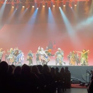 Carolina Papaleo Instagram - NOCHE DE TEATRO 🎭

Estreno @eljorobado.elmusical !! Felicitaciones @pepecibrianc @angelmahlerok y todo el increíble elenco! 🥰

Gracias @maxi_cardaci por la invitación! ❤️

#lunapark #espectaculo #musical