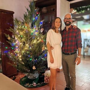 Carolina Ravassa Instagram - Happy Holidays! ❤️🎄⚡️🦚🍒

#colombia #valledelcocora #cali