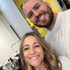 Carolina Ravassa Instagram - Big shout out to my favorite hairstylist and colorist @hairbydavidbailey at @folklore.la !!!
 (Did you also know he’s a #sombra main?!) 
Went back to my highschool look, my original #blonde… blast to the past baby! Gracias! Pura vida:) 
#hairstylist #hairdye #balayagehighlights #balayage