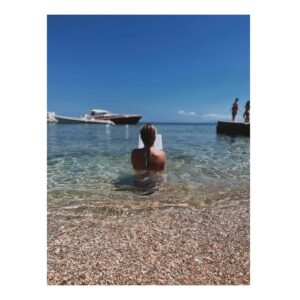 Carolina Crescentini Instagram - Shhh. 
#me
#greece
#shh