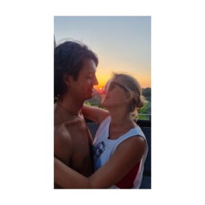 Carolina Crescentini Instagram - Love day.
📷 @alibuildings @lorenzo_sportiello 
#summerloveedition
#us 
#shh