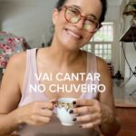 Carolina Loback Instagram – Bom dia! O carro das indiretas está passando em sua timeline…

#segunda #casamento #café