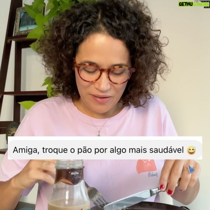 Carolina Loback Instagram - Bom dia! Spoiler: trago a cura da maluquice do mundo nas pérolas deste sábado!