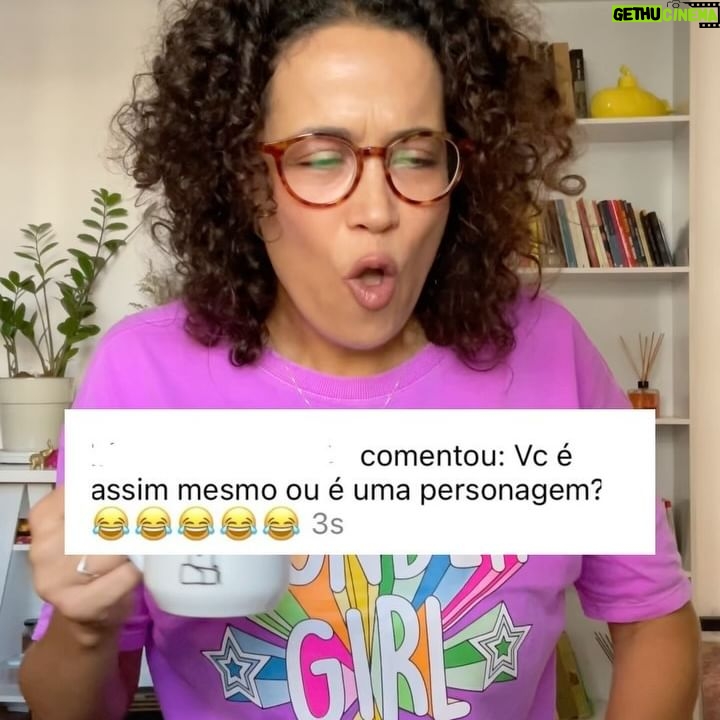 Carolina Loback Instagram - Bom dia, fazendinhers! Pérolas de sábado pra deixar a vida o quê? Lúdica! Bom finde!!! #café #humor #sábado