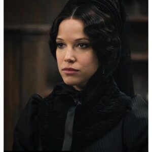 Caroline Ford Instagram - Meet Sophie Longerbane. She truly is a dream role for me for so many reasons!! Here’s a bit about her from the creator himself @travisbeacham - “Sealed away in her castle library by a cold and abusive father, Sophie has grown to become a singular intellect and collector of secrets. And she will not be sealed away for much longer.” #CarnivalRow