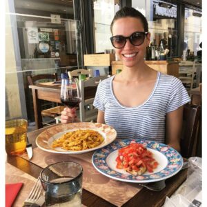 Caroline Ford Instagram - My happy place: Pasta, wine and sunshine!! Yep Florence you are the dream 😍 #florence #glutenfreeofcourse #iloveredwine