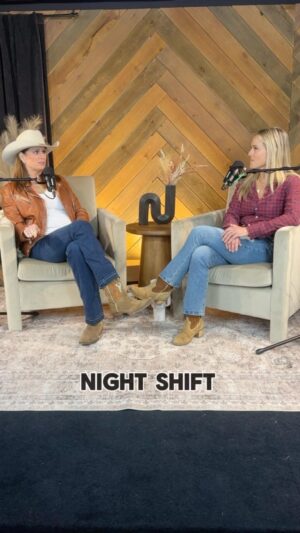 Caroline Hobby Instagram - Have you listened to the latest @getrealcarolinehobby episode with @terriclarkmusic? Terri knew she wanted to be a singer from a very young age. And man, did she put in the blood, sweat and tears to achieve her dream, including playing bars in super sketchy areas! Tune in now wherever you listen to podcasts!

Plus there’s a 🚨BONUS EPISODE🚨 up of #CallCaroline where Terri answers your burning questions! Check it out now!
