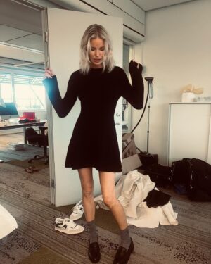 Caroline Winberg Instagram - Wish I could dress like this for Swedish fall weather but it already started snowing this week ❄️