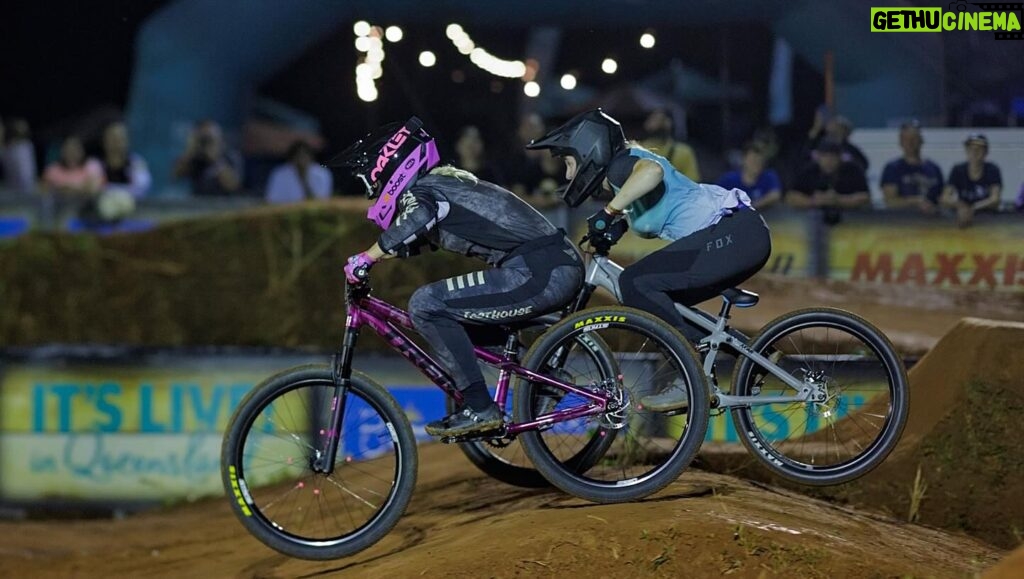 Caroline Buchanan Instagram - The gold medal match up @crankworx Cairns @jamminjordy 🥇 vs 🥈 @cbuchanan68 Photos/ @clinttrahan #pumptrack #pumptracks #mtb #mountainbike #crankworx #racing #mtblife #dirtjumpers #trekbikes