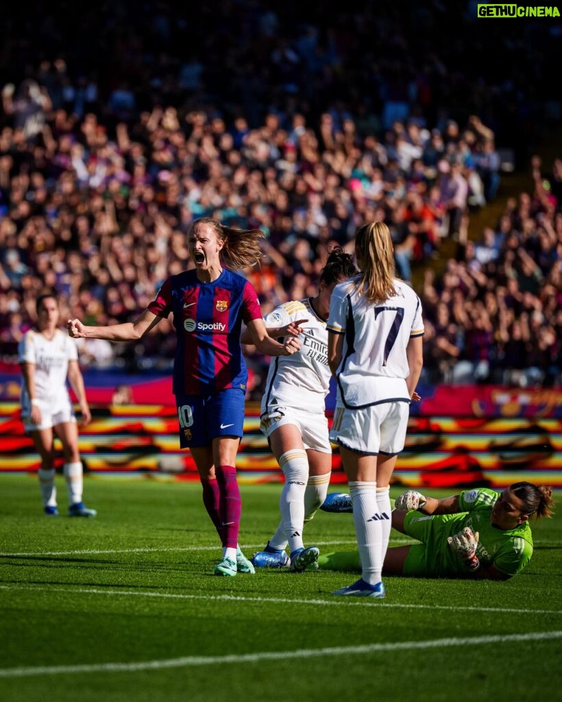 Caroline Graham Hansen Instagram - Ser del Barça és… 𝐞𝐥 𝐦𝐢𝐥𝐥𝐨𝐫 𝐪𝐮𝐞 𝐡𝐢 𝐡𝐚 💙❤️