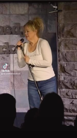 Caroline Rhea Instagram - Enlightening the masses. Touring this summer with the absolutely hilarious @the_leighton_show and @cjmarrinan @vinhillmusic @camdenoperahouse #maine #comedyvideo @thecomedystore @comedyworksdenver #funnyvideos