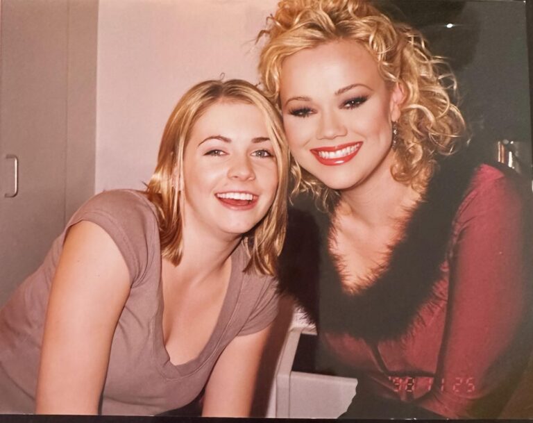 Caroline Rhea Instagram - Happy Birthday @melissajoanhart This picture has so much foreshadowing. I was doing stand up on #Letterman for the first time and Melissa came with me. (#kevynaucoin did my makeup which is why I look genetically restructured.)Now Melissa is doing stand up!Melissa you are fearless, hilarious, a brilliant Mother, actress and wife and you are an exemplary citizen of the planet. I am so grateful you were born. I claim you as my niece forever. Love, Aunt Hilda #90s #comedy #witches