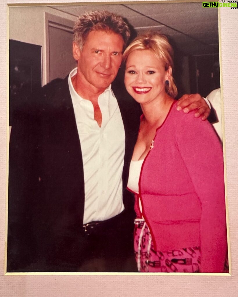 Caroline Rhea Instagram - There is some joy in cleaning. Could I look anymore star struck? Thank goodness I don’t play poker. The hallway at Conan’s was so much fun. I lived so close to the studio that I was on 34 times. Im@telling Ava this is my prom photo. #HarrisonFord #StarWars #WhatLiesBeneath