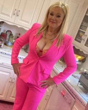 Caroline Rhea Instagram - Like the song says, “It’s my party and I’ll be thirsty if I want to.” Thank you for all your kind Birthday wishes. I am happily spending it with my family and friends and doing what I love the most. BTW I bought this suit in the middle of a sleepless night way before Barbie.This is the best 38th Birthday I’ve ever had. #BestWitches #Aries #Dragons #witchesofinstagram #barbie