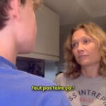 Caroline Vigneaux Instagram - Internet et les adolescents, c’est toute une histoire ! 🤣 #ados #adolescents #internet #mère #video #education