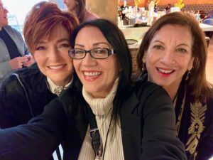 Carolyn Hennesy Instagram - At Leigh Steinberg’s annual Super Bowl poker party in Las Vegas!  With Dori and Sue…more fun than I or anyone else deserves. These women are priceless.  Go Chiefs!!! #superbowl #kansascitychiefs #poker #lasvegas #greatfriends