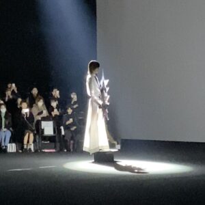 Carson Allen Instagram - Seoul Fashion Week D-2 💗
@hanacha_studio 
@caruso_park 

초대해주셔서 너무 감사합니다!!! 

#서울패션위크 #서울패션위크 #SFW #서울패션위크2023fw #SFW23FW #seoulfashionweek