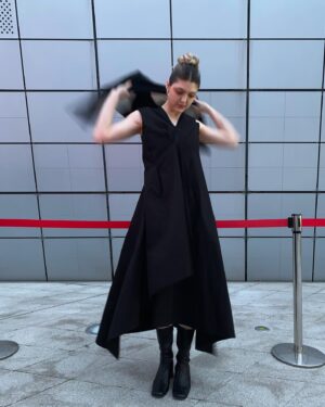 Carson Allen Instagram - honored to walk the red carpet for MMAM (므:아므) at Seoul Fashion Week F/W 2023 ❤️‍🔥

서울패션위크 초대해주셔서 너무 감사드려요!!! 쇼 구성도 너무 멋졌는데, 므:아므 의 옷을 입고 레드카펫까지 설 수 있어서 영광 이었습니다!!! 앞으로도 멋진 작품들 기대 하겠습니다!!! 기회가 된 다면 또 불러주세요 감사합니다!!! 🖤

dressed in @mmam_designer 
makeup by @mucodi 
hair by @_2tti.beauty 

#seoulfashionweek #서울패션위크 #MMAM #므아므 #SFW #서울패션위크2023FW #SFW23FW #fashionweek