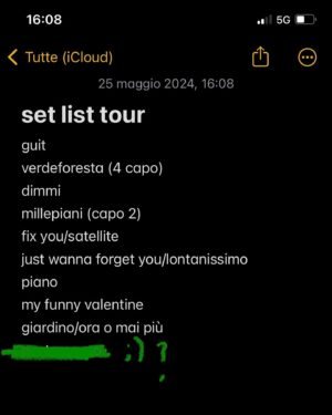 Casadilego Instagram - scorri per i tuoi compiti per domani <3 (piove)