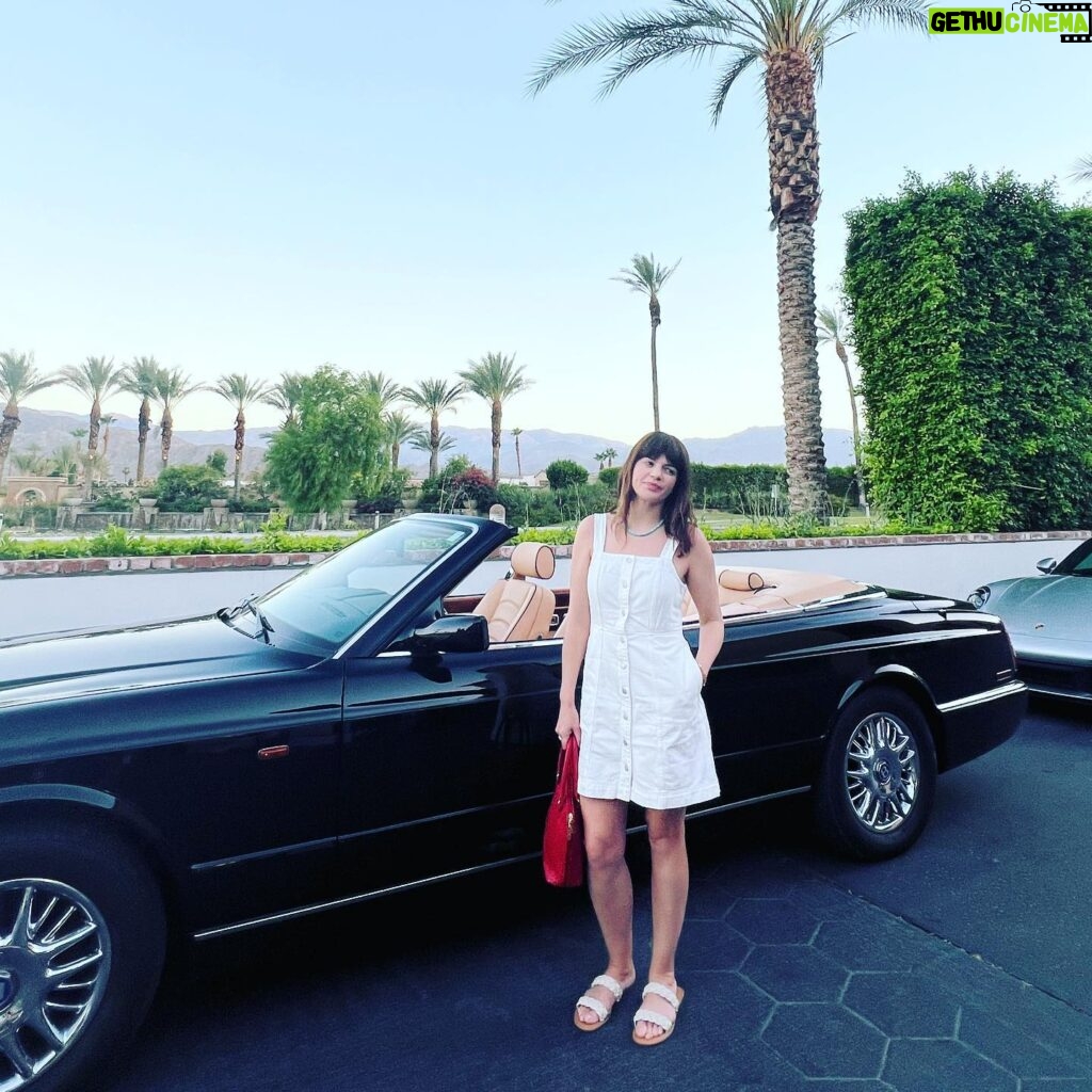Casey Wilson Instagram - I think I seem very at ease in front of this stranger’s Bentley. Effortless. And with this clown. And with these pals. Big love to The Nest in La Quinta. Paradise. @samanthamstone @justin_grey_stone