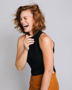 Actress Cassidy Freeman HD Instagram Photos and Wallpapers August 2024