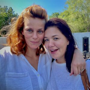 Cassidy Freeman Instagram - I can’t tell you how much I love these people. What a dream it is to work with them. And how sweaty it gets in Charleston in the summer. If you haven’t watched season 3 of @therighteousgemstones yet, I highly encourage it with a stuffing hangover 💎💎💎