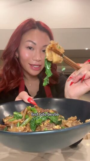 Cassie Yeung Instagram - why is it pad see ew and not pad see yum