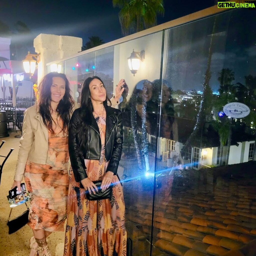 Cat Zingano Instagram - You know what they say about tequila 🤪👗🎶 We had a great time at @sandiegotequilatour