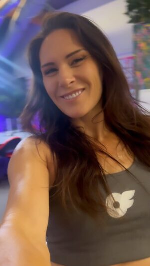 Cat Zingano Instagram - lIl be doing my first live stream this Saturday night at 6:00 pm PST, only on @onlyfans!
I will be out of town for exciting things and showing you where I’m at and what I’m doing, I’ll be talking about what it takes to be a high level fighter and doing some Q&A!
Make sure you subscribe and tune in! Find the link in my bio:)
#sponsored