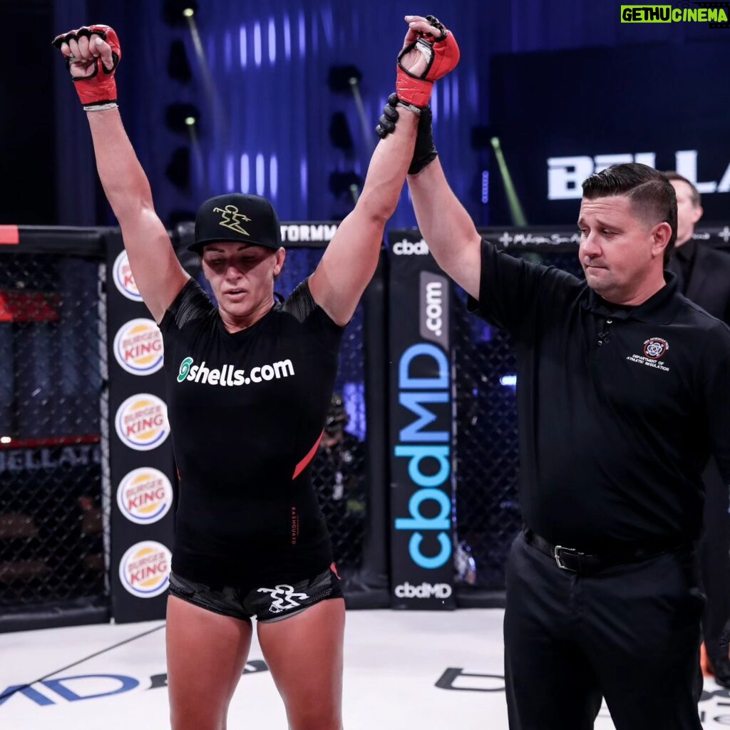 Cat Zingano Instagram - 🐈 "Alpha" @alphacatzingano stepped into the #Bellator cage for the first time #OnThisDay in 2020. Will she walk away with the featherweight strap THIS OCTOBER? 👀 Limited #Bellator300 tickets left. Hit the link in bio to get yours 🎟️