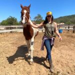 Cat Zingano Instagram – When there is a horse, there is a happy place. 🤗

And who remembers Deana Carter’s Strawberry wine?
One of the favorite country singers of my youth.

Even if you don’t listen to country currently, what’s your favorite country song? 🎶 

#music #cowtown #equine #horses #country