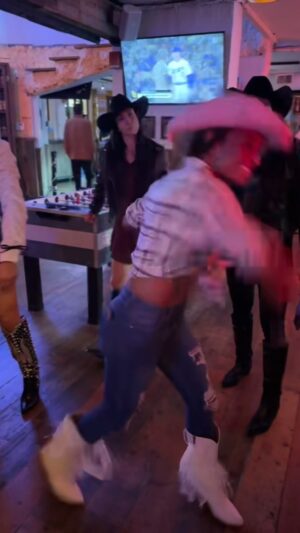 Cat Zingano Instagram - When 4 world class fighters let their hair down. 😅😘

None of us were good at the punching machine, but that didn’t stop us from bringing the party! 😹💃🏻🤠

Could you/would you survive a night out with us?

@jenabishopbjj @jessicapenne @angieoverkill 

#ufc #bellator #PFL #mma #fightchicks #countrybar #punchmachine #wildnight #cowgirls #texasholdem