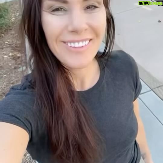 Cat Zingano Instagram - Join me in supporting Veterans Service Team, @usavst , an organization that is very dear and close to my heart. ❤️ All profits from VST go to various charities dedicated to helping our veterans thrive. The products, nutrition and education promote healthy well being and support for all members of the family. Visit www.VST.org to grab some of their products and to sign up for your free membership. #vstpartner #unitedstatesveterans #veteranshelpingveterans #wellness #charitable