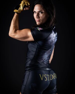 Cat Zingano Instagram - Im excited to announce my partnership with Veterans Service Team! 🇺🇸

They do amazing work to enhance the well-being of US military members and veterans.  I’m looking forward to helping grow their reach and impact. 💪

If you know a veteran or want to support, check them out at vst.org or at the link in my bio and check out @usavst 

And thank you VST for supporting me in my title fight this weekend! 🙏🏻
LFG!!

#vstpartner #supportveterans #bellator300