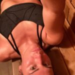 Cat Zingano Instagram – Comin’ in hot 🥵 

#sauna #work #fitness #detox