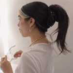 Catarina Filipe Instagram - PUB | Sempre tive pele com tendência acneica, ultimamente os break outs voltaram em força e mudei a minha rotina para combater as imperfeições. A minha night routine é rapida mas eficaz, em três minutos e com 3 passos, limpo, cuido e hidrato a minha pele. A gama controlo de imperfeições @cerave entrega tudo o que estou a precisar neste momento sem complicações e desenvolvida com dermatologistas 🫧 #CeravePT #CeraLover #clearituplikeaderm