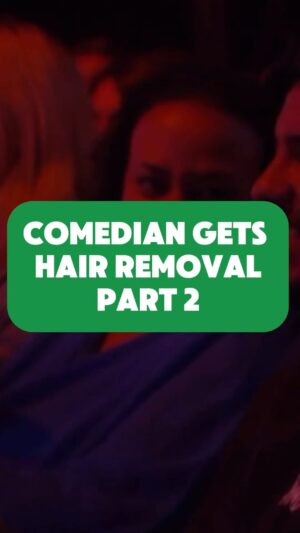 Catherine Bohart Instagram - Bad customer service 😂😬🪒 🫚 what would you have done? 

Edited by: @mikeycrumpbab 

#standupcomedy #standup #redhead #hairremoval #liveattheapollo