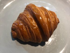 Catherine Bohart Instagram - A belated birthday treat for @helenbabauer at the incredible Melbourne institution that is @lunecroissant Plain croissant, mushroom and Comte custard log with braised mushroom sauce and an apple pastry filled with a brown butter cake base topped with custard and the best croissant ice cream you can imagine!