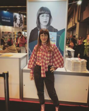 Catherine Ethier Instagram - Merci d’être venue me rendre visite, ma poupée 💕 #petitemainsurlahanche