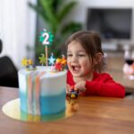 Catherine Francoeur Instagram - 2 ans sous la thématique Super Mario ⭐🌈💛 Bonne fête encore ma Julia, tellement un bonheur de te voir découvrir des passions 🥹🩷