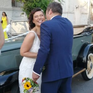 Catherine Mazoyer Instagram - Es tan importante para mí agradecer y reconocer a quienes nos ayudaron. Gracias por todo
@roalvano (gestión)
@vivi_torres_12 (maquillaje)
@simonahairstyle_ (peinado)
@porsiemprenovias (vestido)
@victorgonzalezhandmade (zapatos)
@ingridparrataller @pekaparra (tocado)
@proflor.ltda (ramo)
@espaciofusioncl (corporal y facial)
@estudioespoz (uñas)