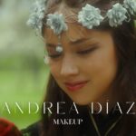 Catherine Mazoyer Instagram - @eidesis_serie es un universo, viene de una idea que se me ocurrió a los 15 o 16 años… amalgamado con ideas y sensibilidades de la increíble artista @karlagrunewaldt 🎬✨ Cada videoclip de este disco es un adelanto al primer episodio, que tiene pistas y secretos. Vayan a ver “Kari”, ya disponible en Youtube ☺️