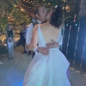 Catherine Mazoyer Instagram - Faltaba nuestra cámara 360 de @djinfarto 
Lo pasamos tan bien @raul_ars2 
Fue un matrimonio hermoso 💕