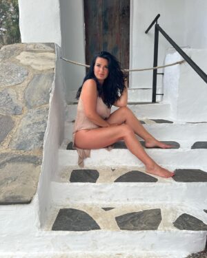 Cécile Consul Instagram - Merci..merci à toi de me suivre dans mes délires depuis toujours ❤️

Même si …mr Alzeihmer partage ta vie depuis quelques temps,j’espère qu’il ne prendra pas tt ces moments ..
(fais chier lui aussi ,il rentre ds ton cerveau OKLM)

MAMIE❤️