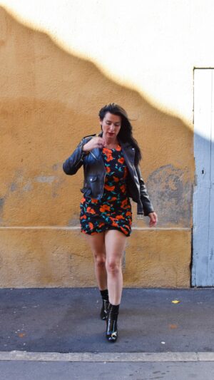 Cécile Consul Instagram - 2 salles 2 ambiances 🤩
Aujourd’hui j’étais sur Aix pour tourner des réels avec @unefilleenprovence ! J’espère que ça va vous plaire 🥰

J’attends vos avis en commentaire 👇🏻👇🏻

👗 Robe @zara
#reels #cécilemapr #cecilemapr5 #reelsinstagram #look #lookdujour #lookoftheday #outfitinspiration #outfitoftheday #outfitstyle #tendance #mode #aixenprovence #aixmaville #marseille #marseillecity