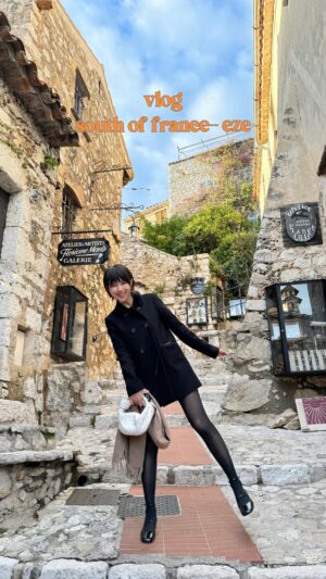 Cecilia So Instagram - 這麼美的地方要跟最愛的人再來🤍 南法I love you🌊✨✨

ps. 真的很有趣，看了oscar 得獎名單後找了wes anderson 的得獎短片來看，雖然很大的原因是有我愛的benedict cumberbatch🤭 the wonderful story of henry sugar 我喜歡！然而看著他的作品有的故事沒有很投入但真的好愛他強迫症般的鏡頭和畫面，於是也逼朋友幫我拍了好多我在中間的鏡頭🤭 才發現說我應該也有一點點ocd.. （不代表我的家很整齊喔😀✨✨）

#eze #jardinexotique